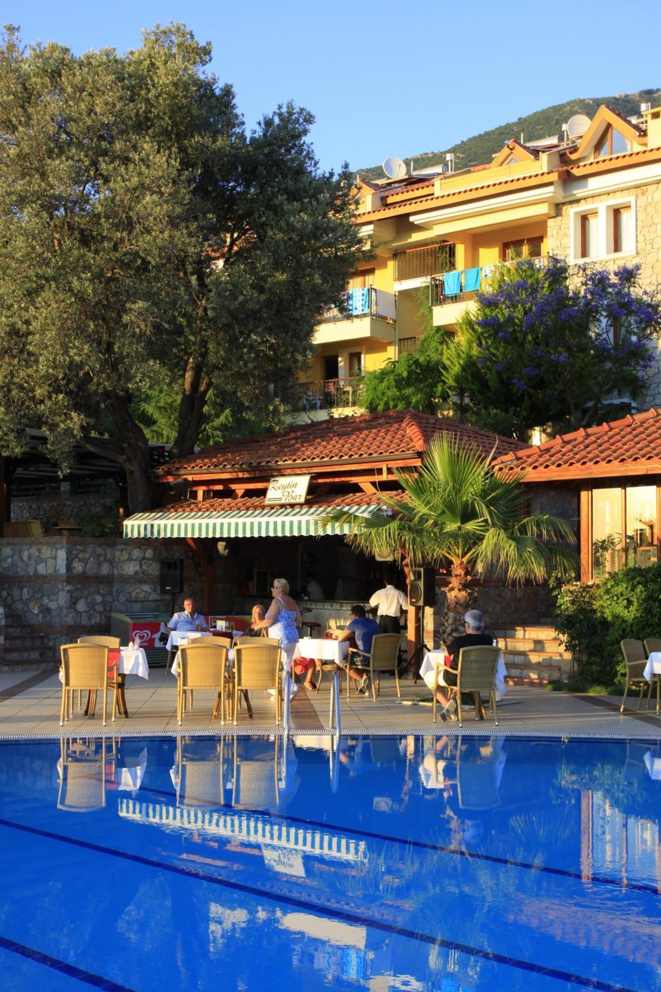 Perdikia Hill Hotel And Villas โอลลุนเดนิซ ภายนอก รูปภาพ