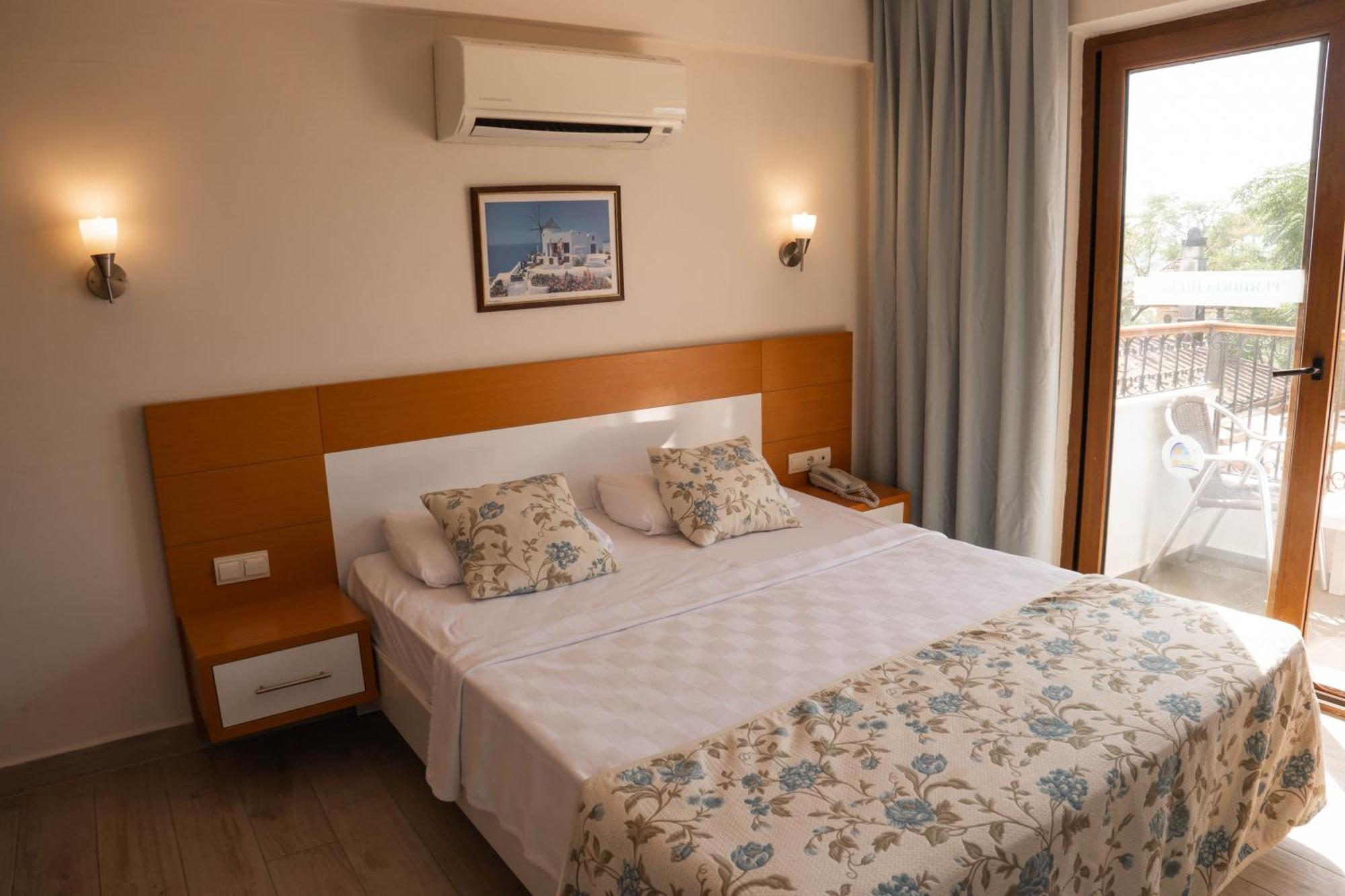 Perdikia Hill Hotel And Villas โอลลุนเดนิซ ภายนอก รูปภาพ