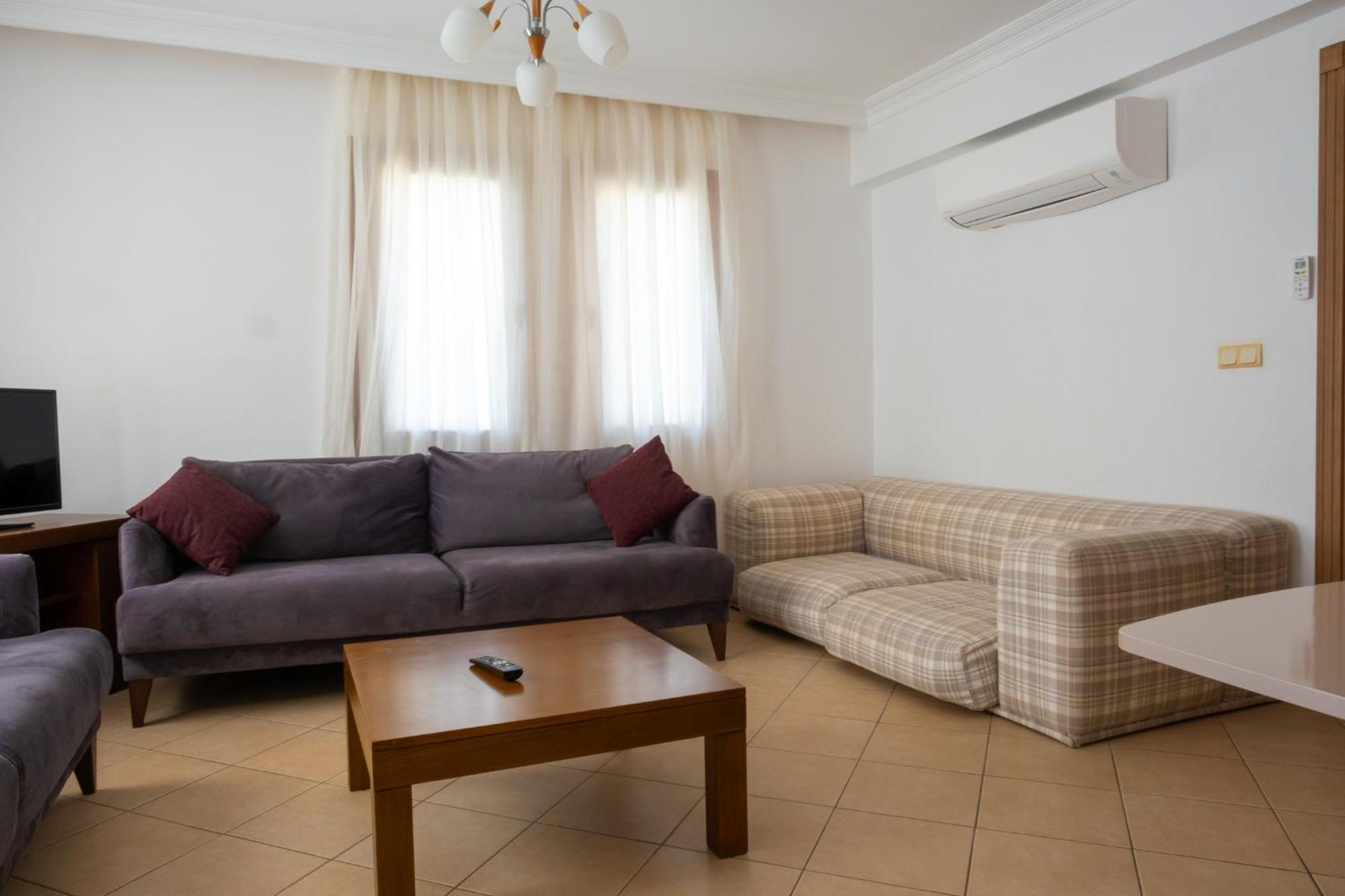 Perdikia Hill Hotel And Villas โอลลุนเดนิซ ภายนอก รูปภาพ