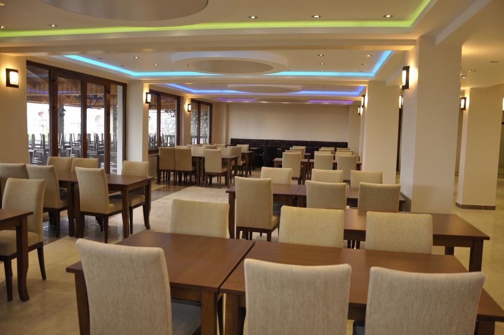 Perdikia Hill Hotel And Villas โอลลุนเดนิซ ภายนอก รูปภาพ